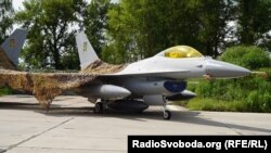 Первый украинский F-16