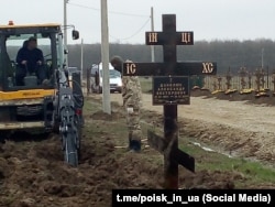 Могила феодосийца Александра Данилюка на кладбище ЧВК «Вагнер» возле станицы Бакинская Краснодарского края, Россия