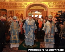 Патриаршая служба во время празднования возобновления канонического общения РПЦ и РПЦЗ 4 ноября 2007 года. Слева – митрополит Берлинский Марк. Фото: Patriarchia.ru