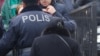 Polis